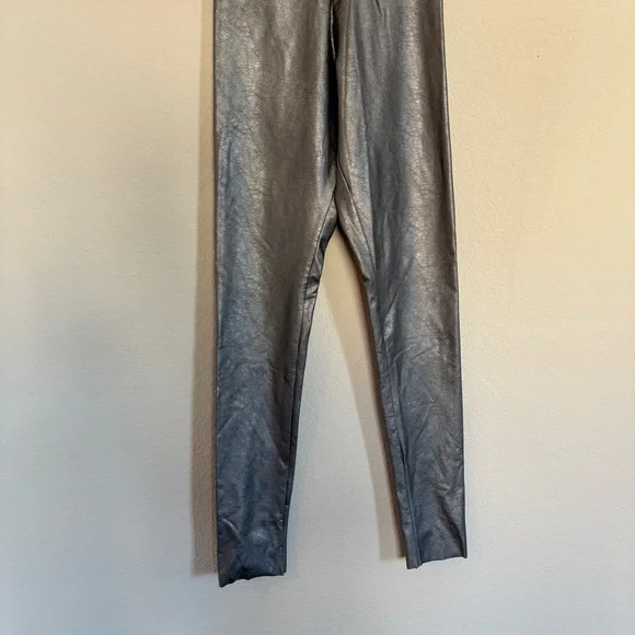 Commando Faux Leather Legging Metallic Silver Platinum NWT - Picture 4 of 7